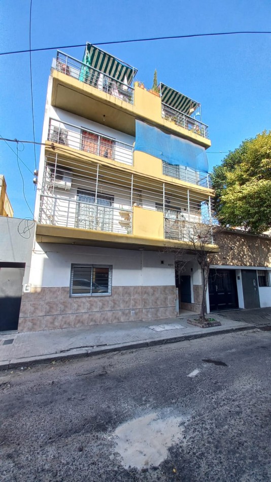 Pje San Carlos 3673 ( San Nicolas 1000)