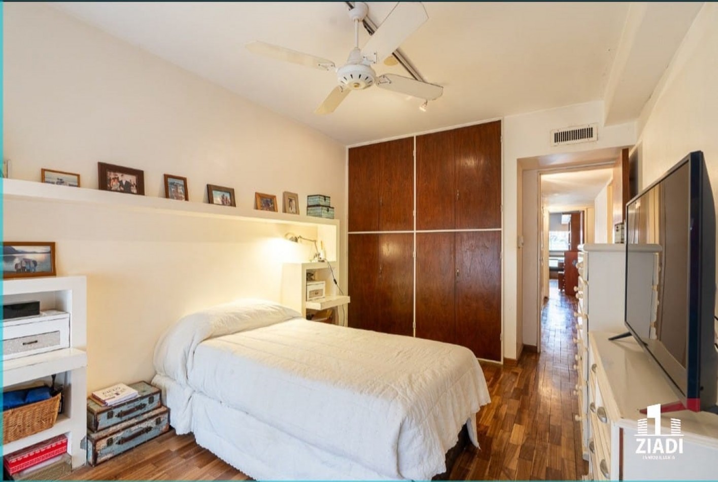 Departamento de 3 dormitorios con amplio patio y quincho propio