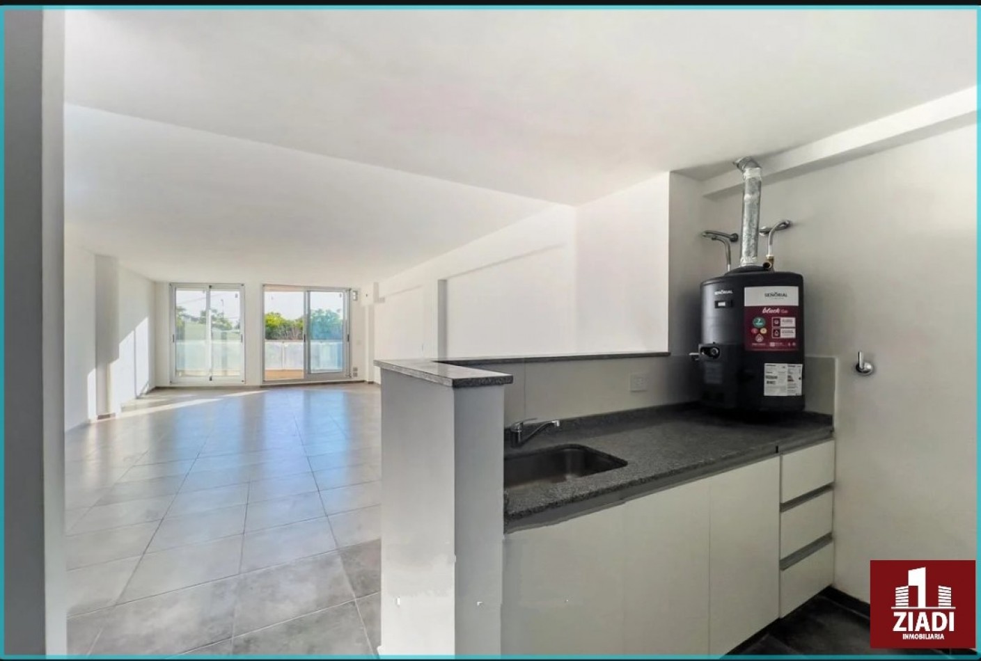 Departamento monoambiente amplio con balcon y amenities