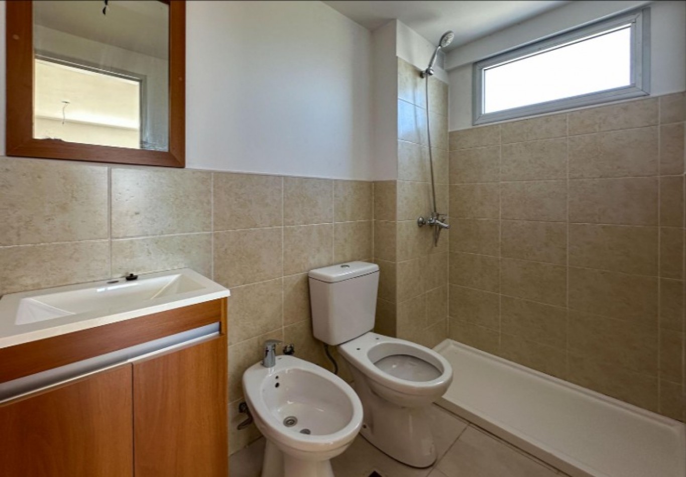 Venta depto Pte Roca 1400